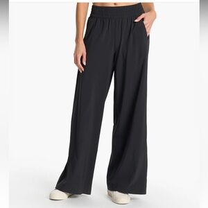 Vuori Villa Wideleg Black
